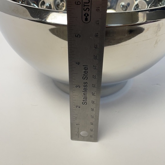 Hammered Metal Double Wall Round Decorative Bowl 9” x 5.5” - Picture 8 of 9